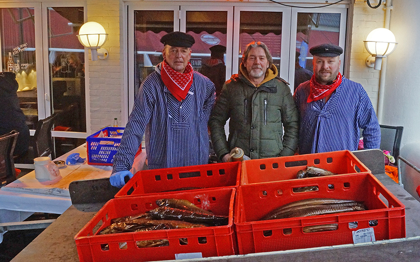 Norderneyer Lions verkaufen Räucherfisch