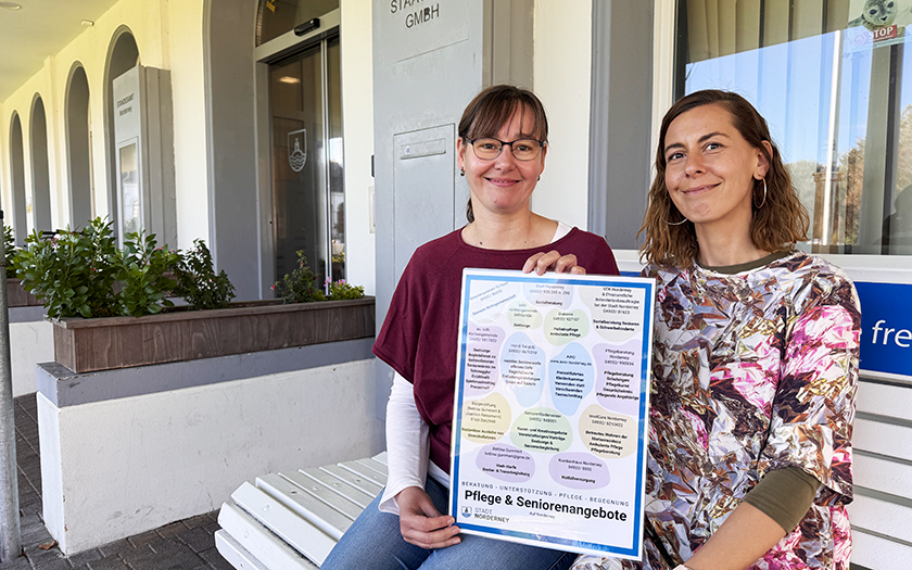 Stadtmitarbeiterinnen Schulze und Böing aus dem Bereich Soziales